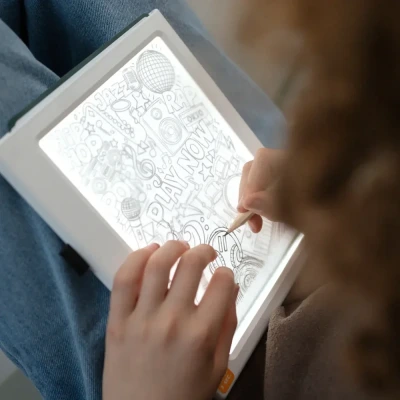 KIDYDRAW-PAD Meli-Melo podświetlany tablet graficzny do nauki rysowania Kidywolf 10+