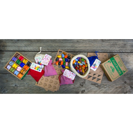 KREDKI ŚWIECOWE w woreczku 20 szt.