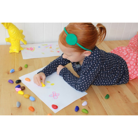 KREDKI ŚWIECOWE w woreczku 20 szt.