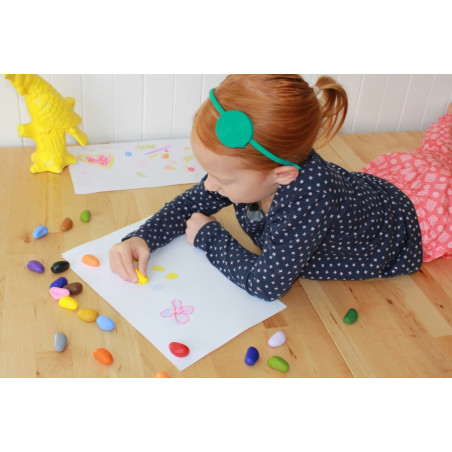 KREDKI ŚWIECOWE w bawełnianym woreczku 16 szt.