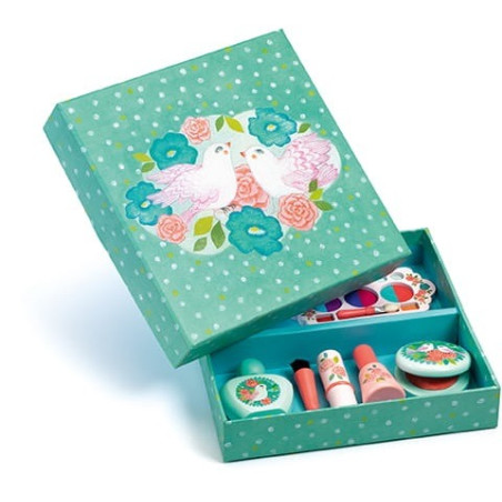 ZESTAW DO MAKIJAŻU małej elegantki