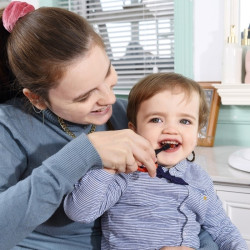 BIEDRONKA DORI szczoteczka treningowa 10-12 miesięcy