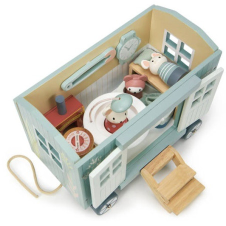 DREWNIANA CHATKA na kółkach dla myszek